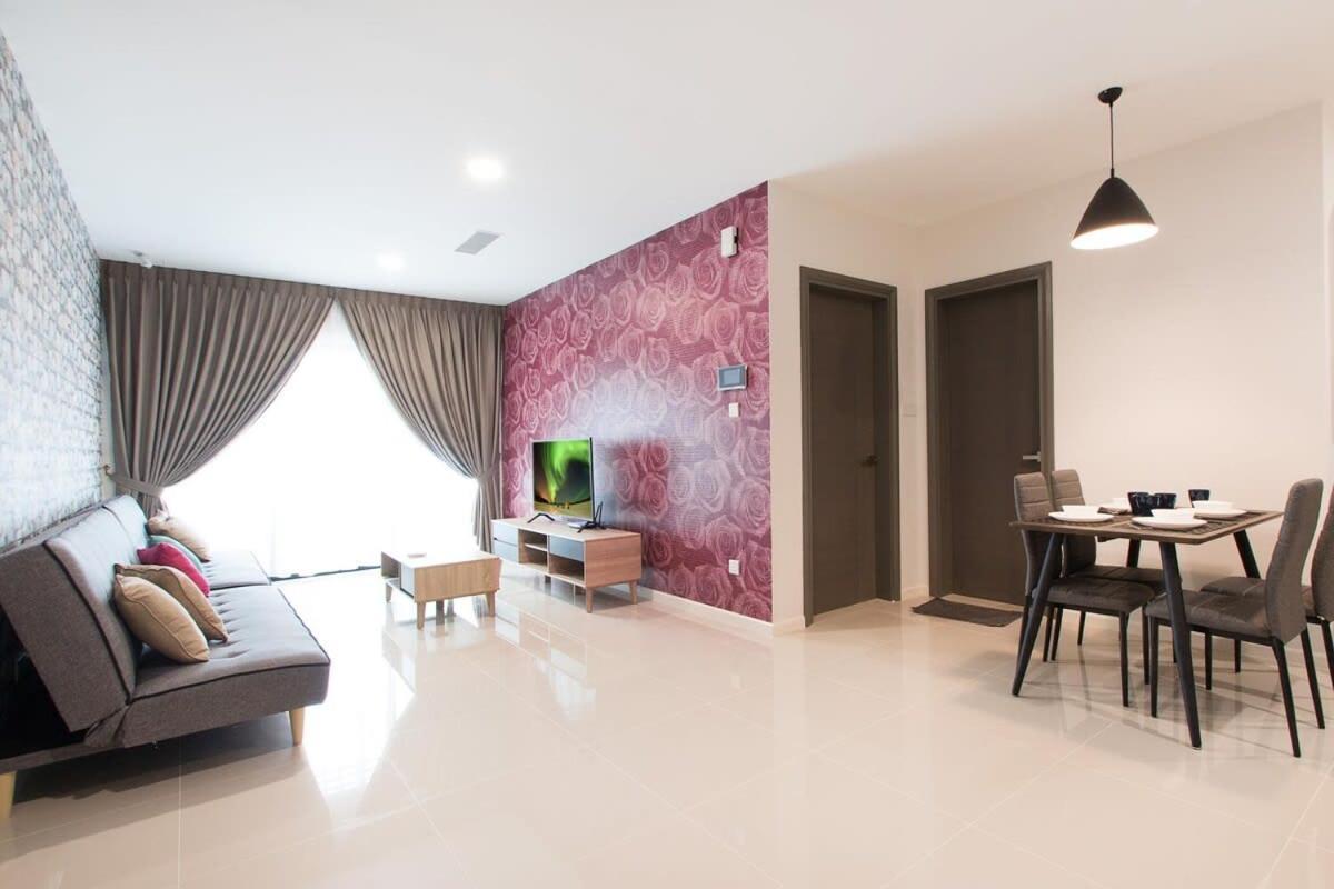 Modern, High Floor Suasana Suites 05 In Jb Johor Bahru Esterno foto