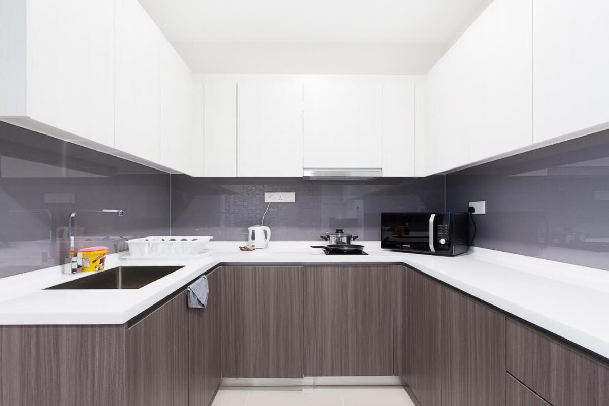 Modern, High Floor Suasana Suites 05 In Jb Johor Bahru Esterno foto